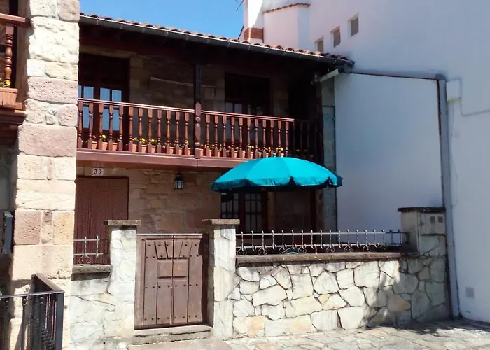 Country house La Casa De Consuelo 3 Viernoles