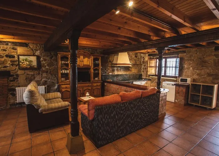 Country house La Casa De Consuelo 3 Viernoles